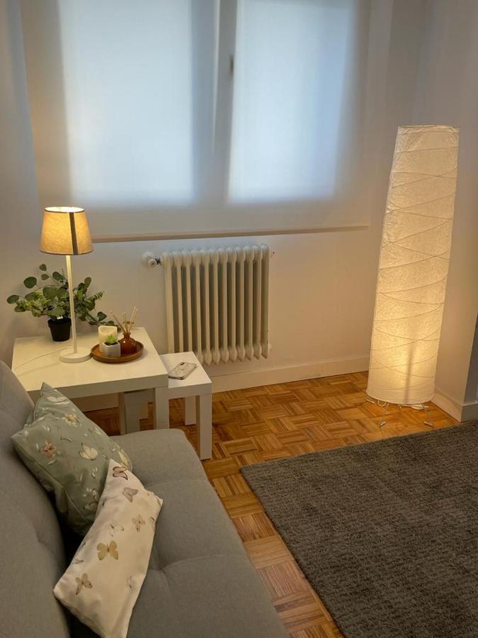 Apartamento Vivienda en el centro histórico con garaje Oviedo Exterior foto