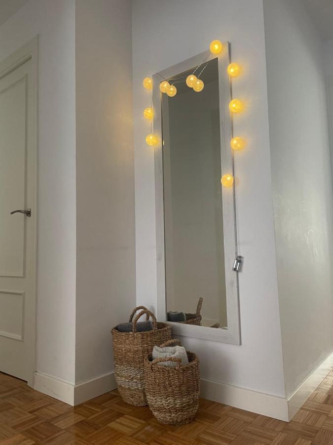 Apartamento Vivienda en el centro histórico con garaje Oviedo Exterior foto